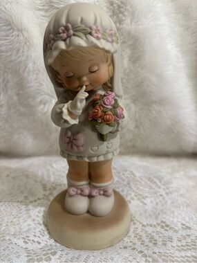 Vintage Enesco Memories of Yesterday Bride Figurine Lucie Attwell